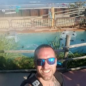 Meet your Posher, Warren